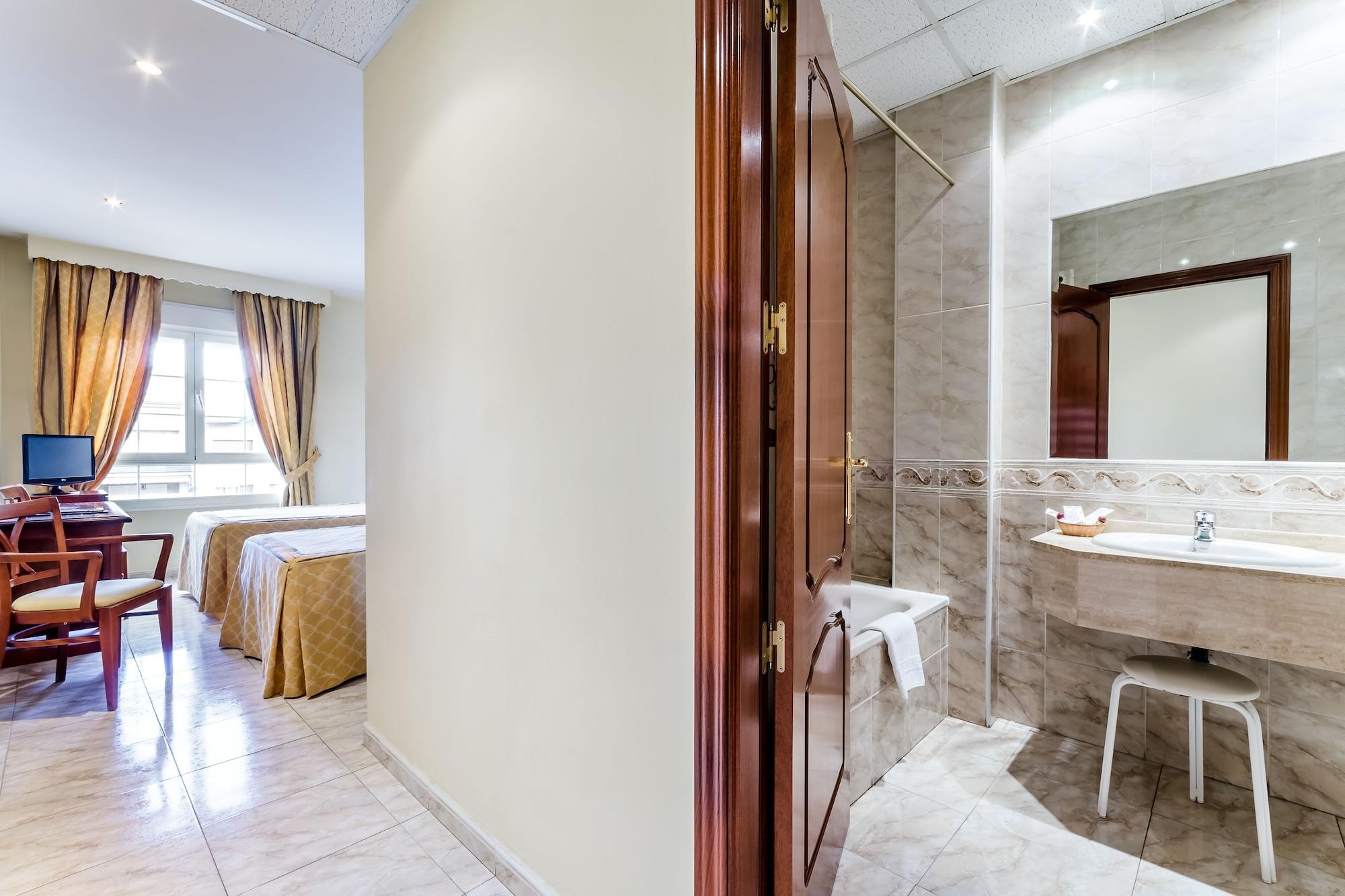 Hotel Roma Aurea Talavera de la Reina Zewnętrze zdjęcie