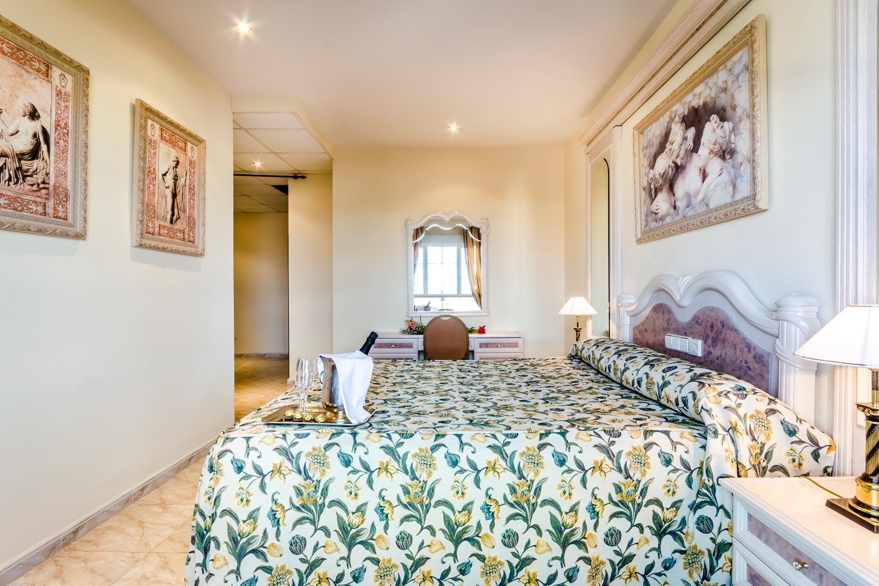 Hotel Roma Aurea Talavera de la Reina Zewnętrze zdjęcie