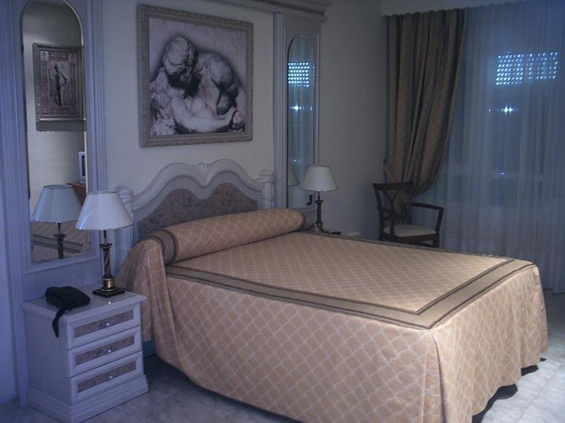 Hotel Roma Aurea Talavera de la Reina Zewnętrze zdjęcie